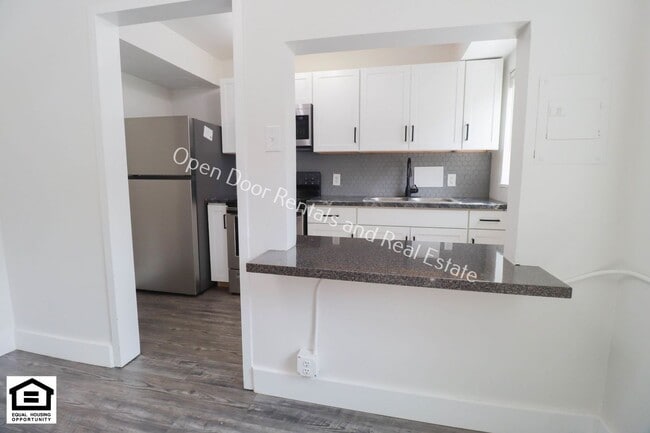 Photo - 1823 Griswold Dr Unit B01