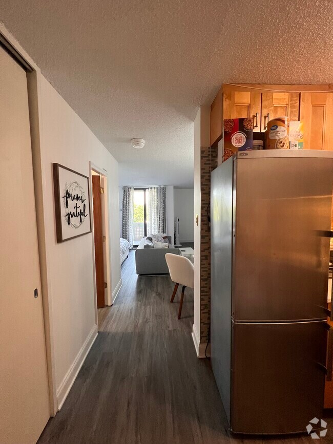Building Photo - 300 M St NW Unit N312 Rental