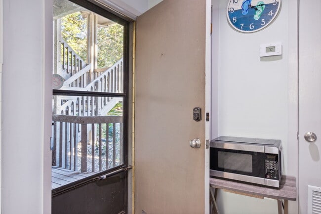 Photo - 3165 Ravines Rd