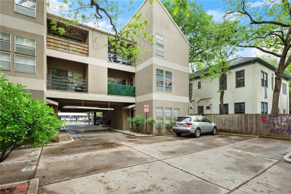 Photo - 2311 Nueces St Unidad 203