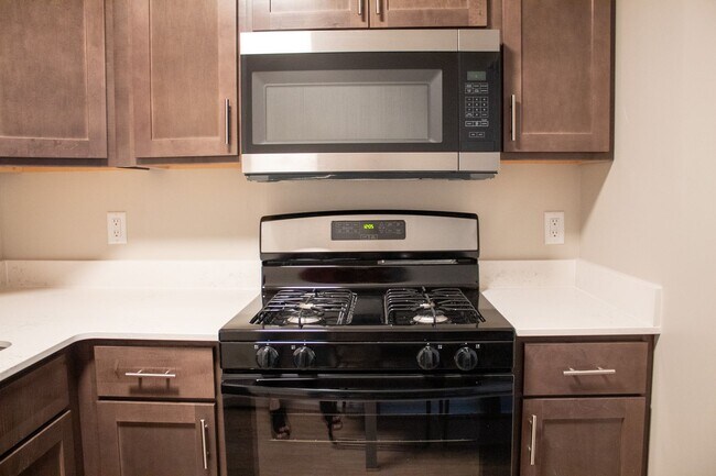 Photo - 107 E Healey