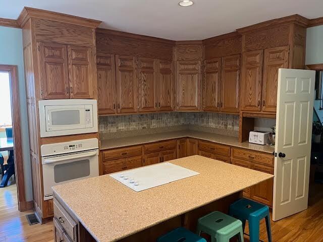 Photo - 50 Hemlock Ct