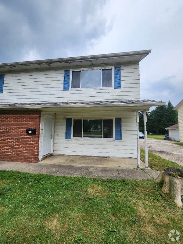 Building Photo - 753 Akron Blvd Rental