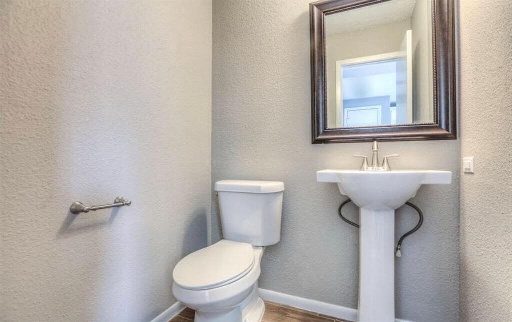 Photo - 2810 Grants Lake Blvd Unidad True