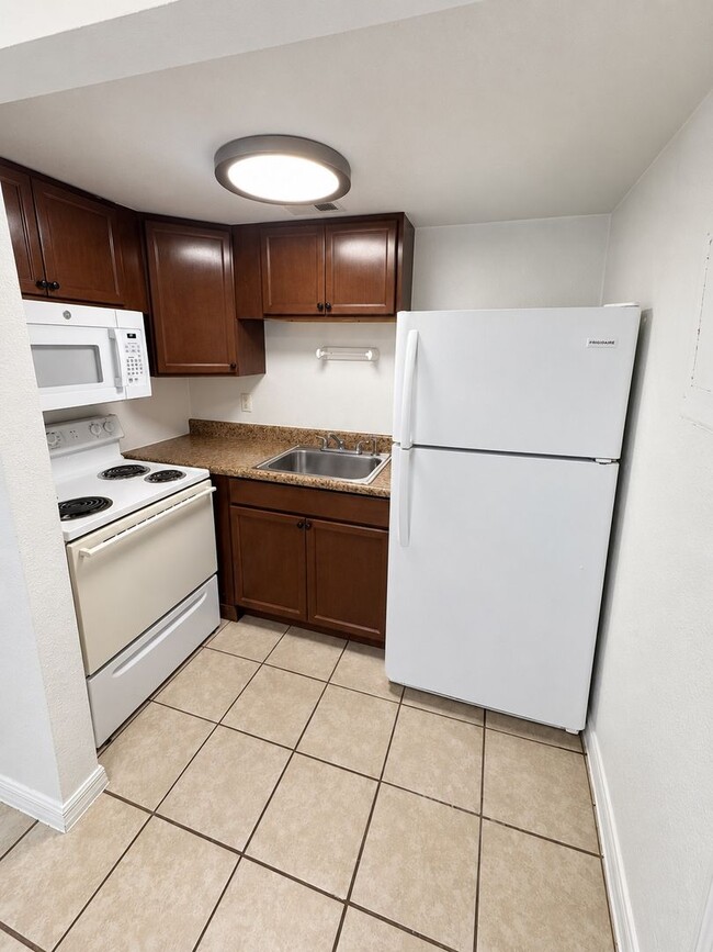 1751-2 NE 2nd Street-