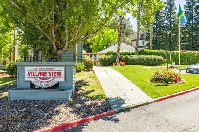 Building Photo - Village View Apartments