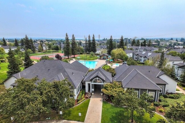 Rosemeade at Olympus Pointe