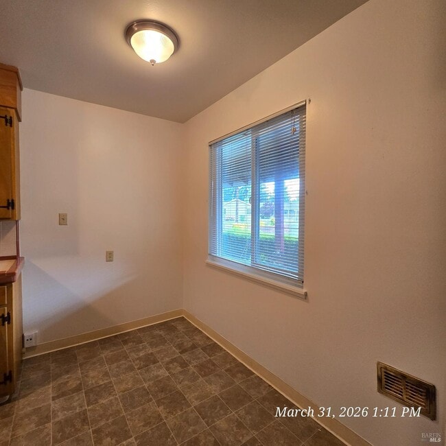 Building Photo - 786 Lovers Ln