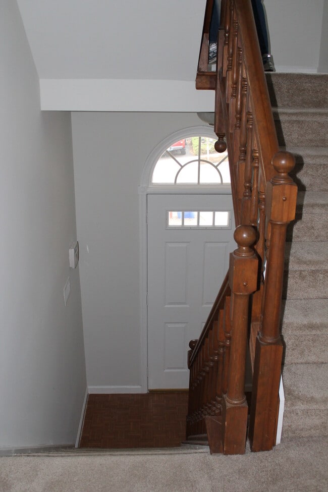 Photo - 520 Upland St