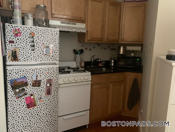 38 Hemenway St Unit 1