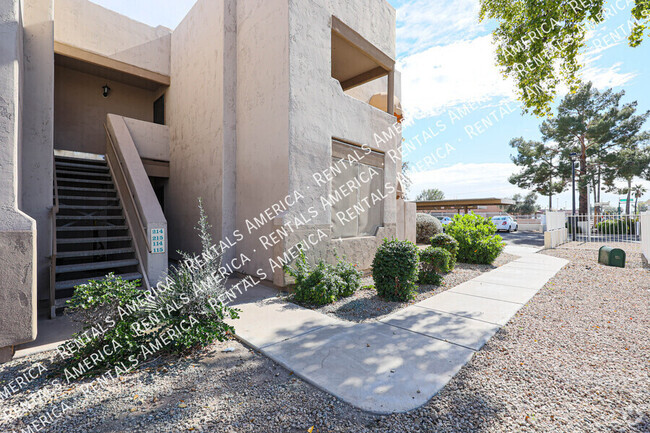 Building Photo - 5035 N 17th Ave Rental