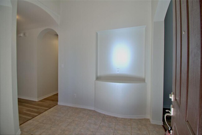 Photo - 125 Justin Leonard Dr