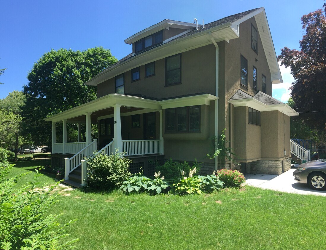Photo - 812 Gaffield Pl (Evanston, IL)