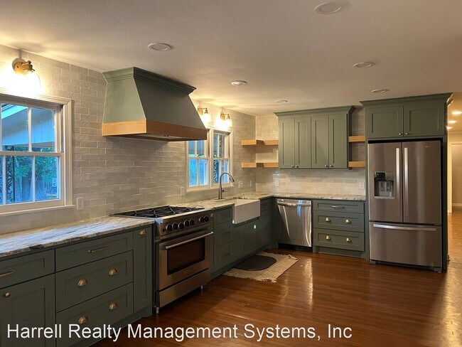 Photo - 3 br, 2 bath House - 2331 Lake Air Drive