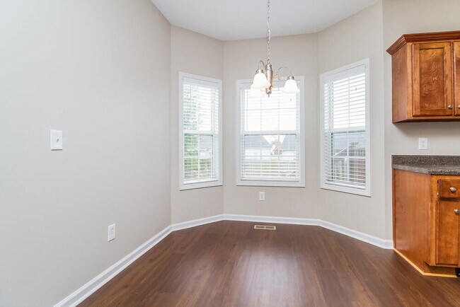 Photo - 3411 Wellington Pl