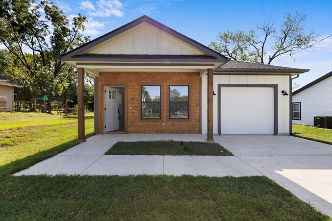 Building Photo - Brand-New 3 Bed, 2 Bath Home for Rent Neve...