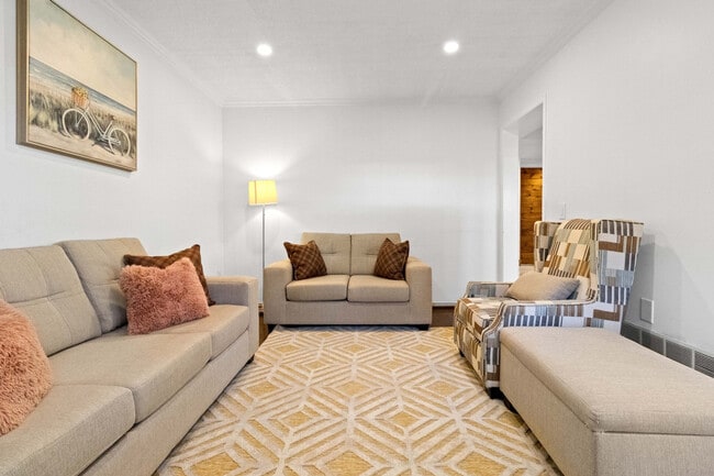 228 Allan Dr Unit SI FL2-ID1504456P