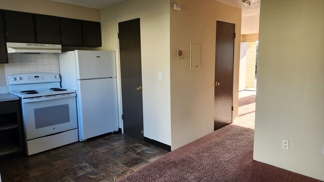 Garden Manor Apartments