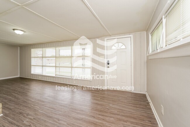 Photo - 1014 Arbor Dr