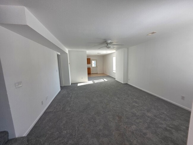 Photo - 400 Elliott Ln