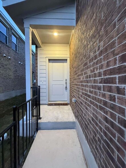 17702 Sage Thrasher Dr