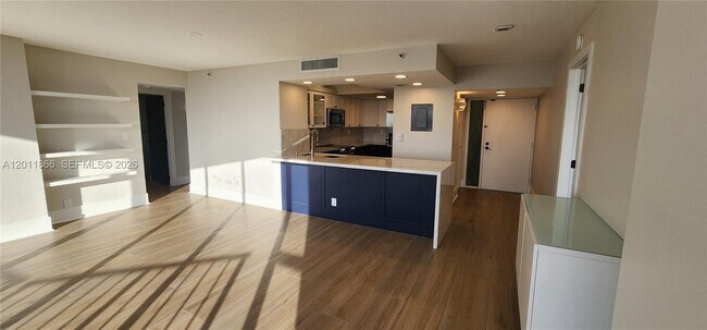 Photo - 7601 E Treasure Dr Unit 1411