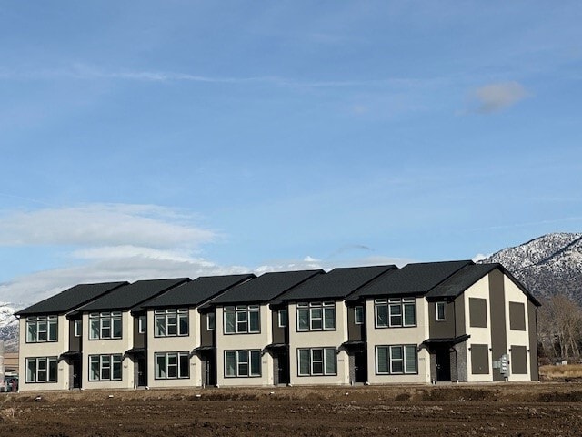 Building Photo - NT 3404