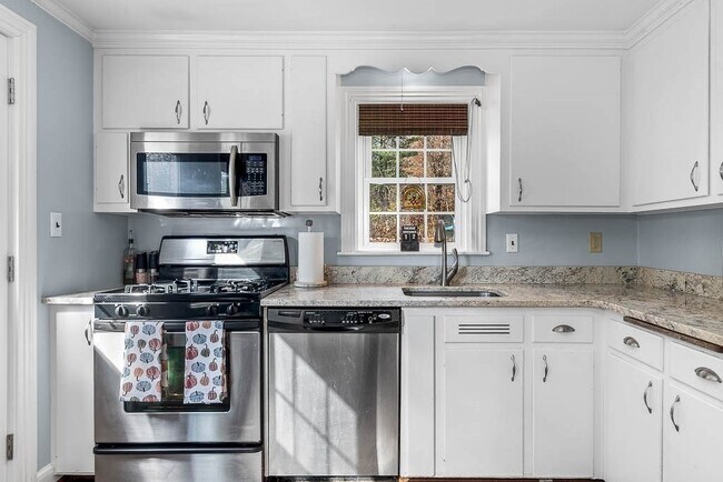 Photo - 61 Ledgewood Rd