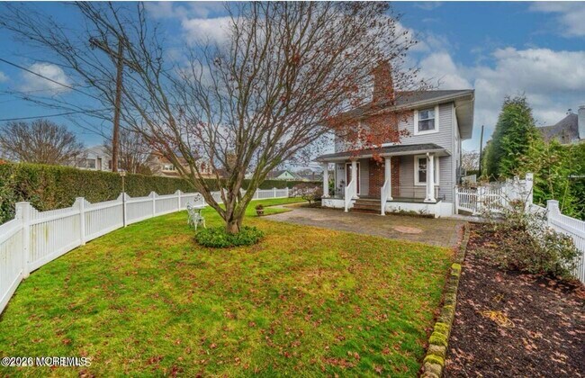 Photo - 146 Bath Ave