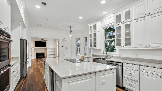 Photo - 126 Rue De La Paix