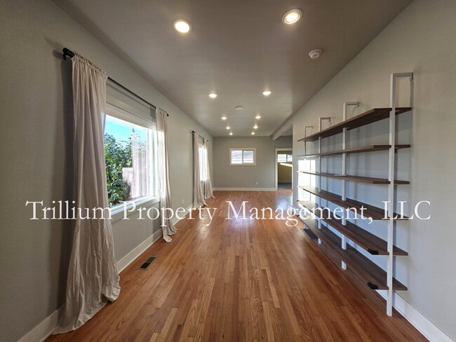 Photo - 7020 NE 17th Ave