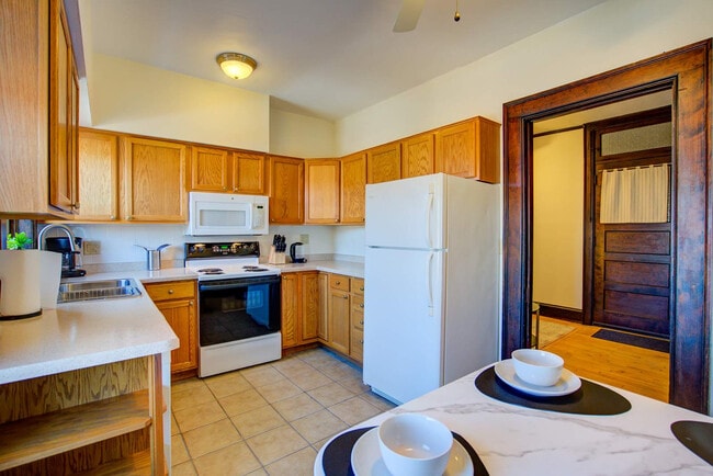 Photo - 1253 Williamson St Unit ID1377389P