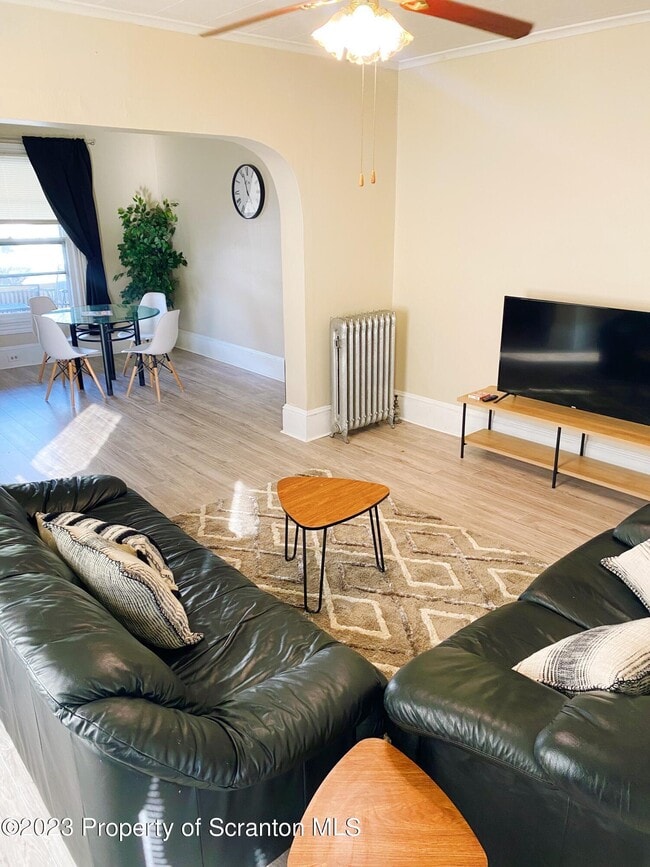 Photo - 1111 Bryn Mawr St