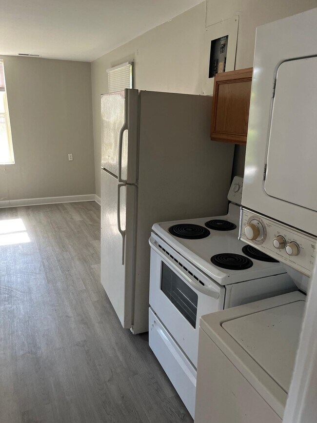 Photo - 229 S Lipona Rd