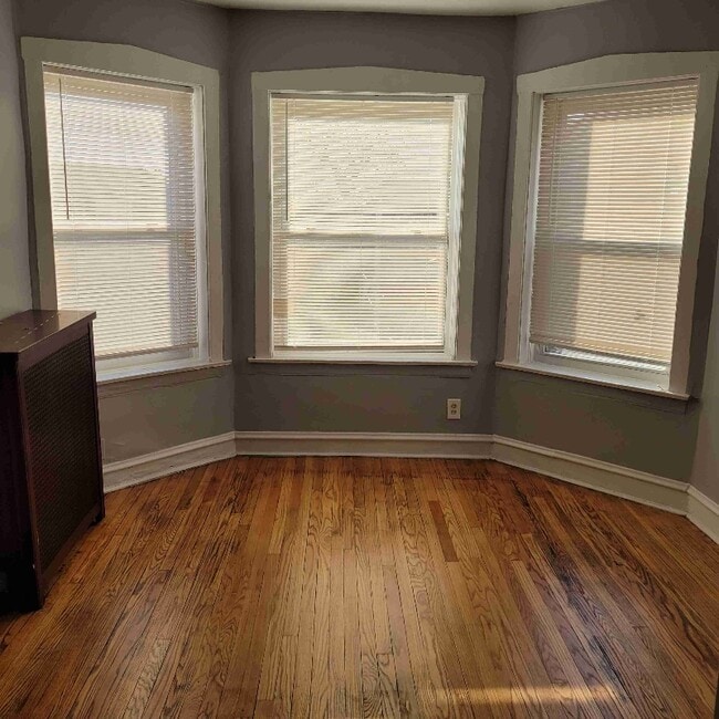 Photo - 6625 S Greenwood Ave Unit 3