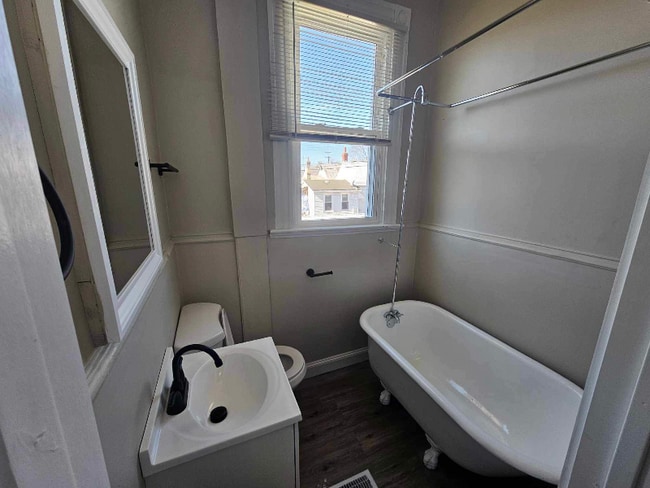 Photo - 2009 Greenup St