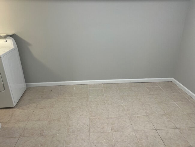 Photo - 15139 Beverly Dr Unidad A