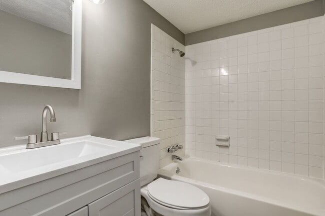 Photo - 3052 N 58th St