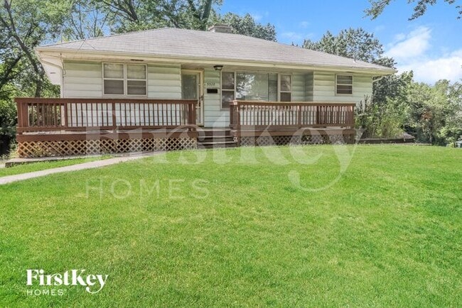 Building Photo - 5528 Ditzler Ave Rental