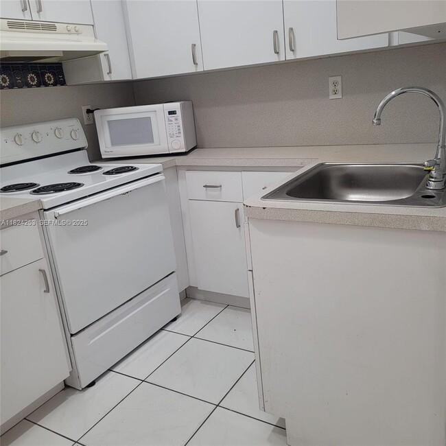 Photo - 9370 SW 24th St Unit 2