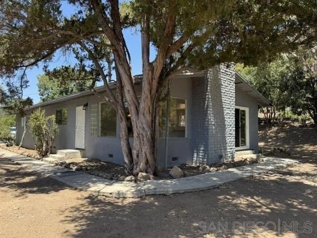 Photo - 15077 Adams Dr