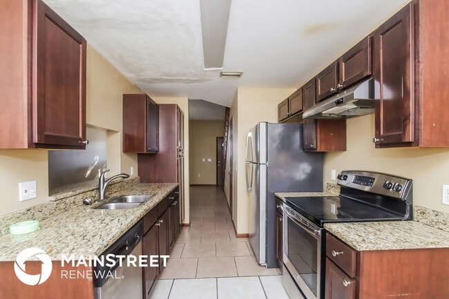 Photo - 1616 Clover Cir