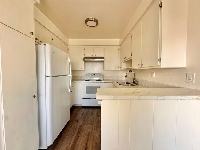 Photo - 1226 Larrabee St Unidad 5