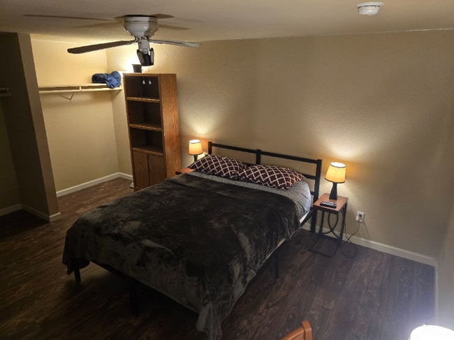 Photo - 825 Tilden Ave