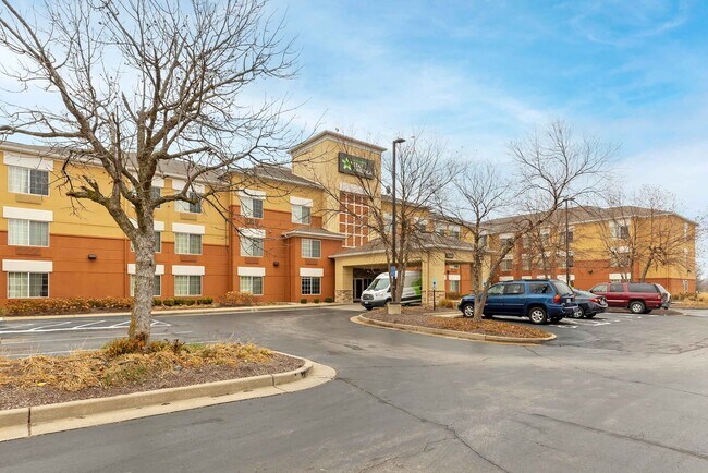 Furnished Studio-St. Louis - Airport - Central
