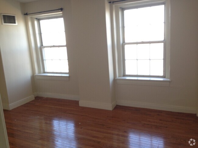 Building Photo - 534 Beacon St Unit 905 Rental