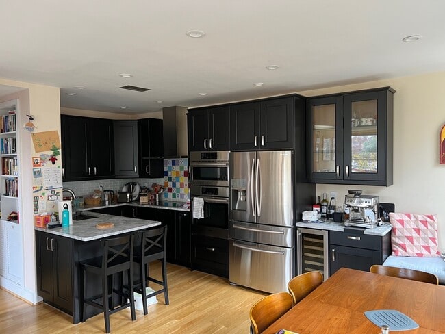 1325 13th St NW Unit 302