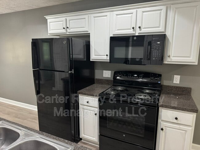 Photo - 1812 Glade St