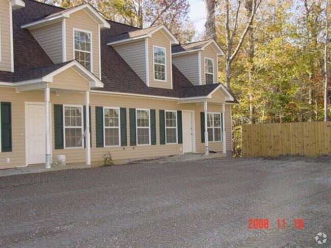 Building Photo - 118 Stadiem Dr Rental