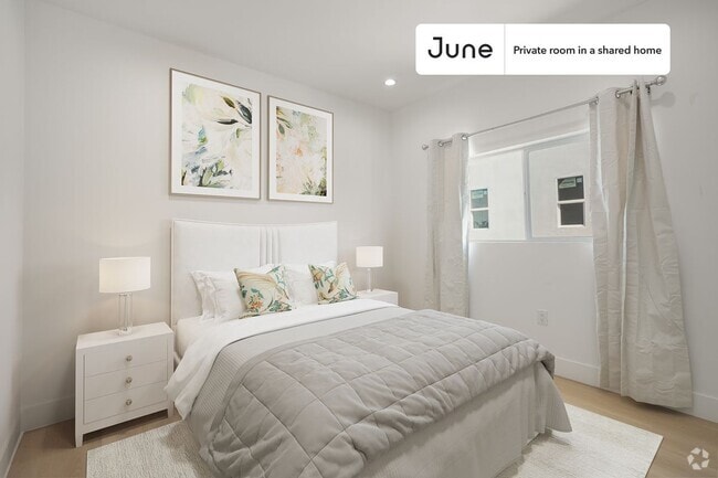 Building Photo - Private bedroom in 5 bed/5 bath Home